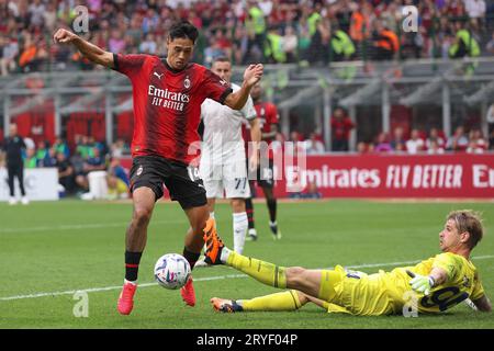 Milan, Italy. 30th Sep, 2023. Italy, Milan, september 30 2023: Tijjani Reijnders (AC Milan midfielder) close to score in the first half during soccer game AC MILAN vs SS LAZIO, day7 Serie A 2023-2024 San Siro Stadium (Photo by Fabrizio Andrea Bertani/Pacific Press) Credit: Pacific Press Media Production Corp./Alamy Live News Stock Photo