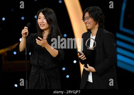 Peng Tzu-Hui und Ping-Wen Wang bei der Preisverleihung auf dem 71. Internationalen Filmfestival San Sebastian/Festival Internacional de Cine de San Sebastian im Kursaal. San Sebastian, 30.09.2023 *** Peng Tzu Hui and Ping Wen Wang at the award ceremony at the 71 San Sebastian International Film Festival Festival Internacional de Cine de San Sebastian at the Kursaal San Sebastian, 30 09 2023. Foto:xC.xNiehausx/xFuturexImagex preisverleihung 3926 Credit: Imago/Alamy Live News Stock Photo