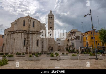 BARLETTA, ITALY, JULY 8, 2022 - View of Basilica Co-Cathedral of Santa Maria Maggiore in Barletta, Apulia, Italy Stock Photo