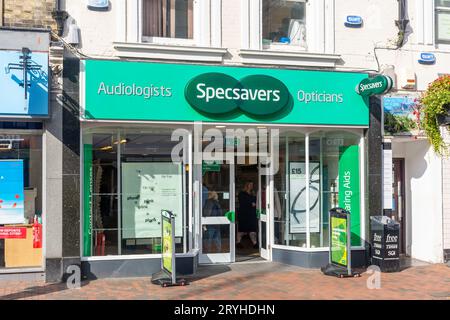 Specsavers Opticians and Audiologists, Mount Pleasant Road, Mount Pleasant, Royal Tunbridge Wells, Kent, England, United Kingdom Stock Photo