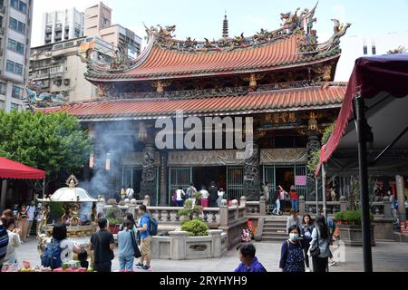 Group of tourists at Monga Longshan Temple in Taiwan Stock Photo