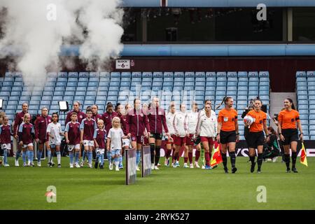 Birmingham, UK. 01st Oct, 2023. Birmingham, England, October 1st 2023: Players walk out during the Barclays FA Womens Super League match between Aston Villa and Manchester United at Villa Park in Birmingham, England (Natalie Mincher/SPP) Credit: SPP Sport Press Photo. /Alamy Live News Stock Photo