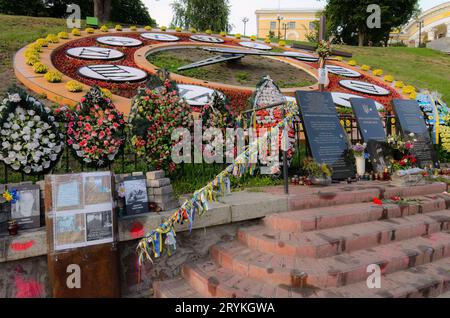 Maidan square paying tribute to fallen fighters in Kiev - Ukraine Stock Photo