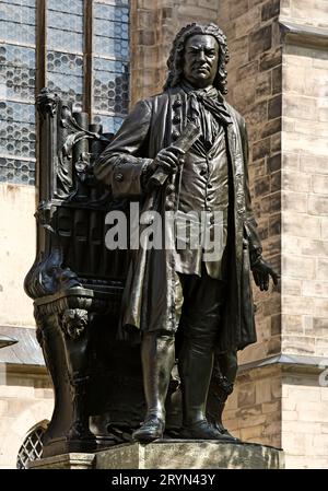 New Bach monument at the Thomaskirchhof by Carl Seffner, Leipzig, Saxony, Germany, Europe Stock Photo