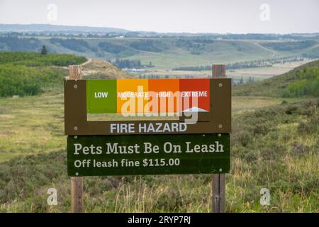 Cochrane, Alberta, Canada. Jun 4, 2023. An extreme fire hazard sign at Glenbow Ranch provincial park Stock Photo