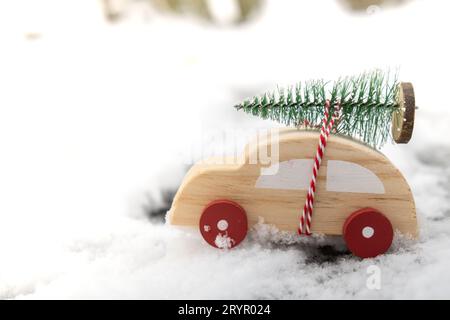 Wooden Car - Xmas is Coming main image 0