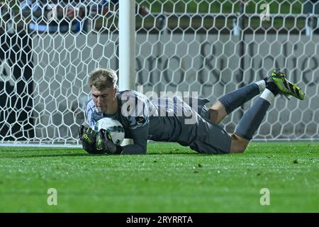 goalkeeper Beau Reus (12) of SK Beveren pictured during a soccer game between KMSK Deinze and Waasland SK Beveren during the 7 th matchday in the Challenger Pro League 2023-2024 season ,  on  Monday 29 September 2023  in Deinze , Belgium . PHOTO SPORTPIX | David Catry Stock Photo