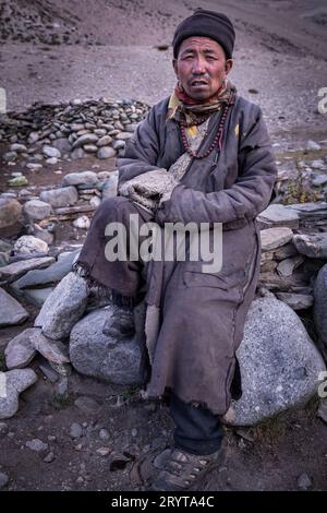 Portrait of a Changpa nomad shepherd, Ladakh, India Stock Photo