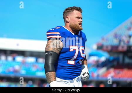 Buffalo Bills tackle Spencer Brown (79) warms up before playing against the  New York Jets in