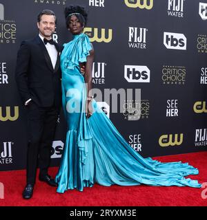 (FILE) Jodie Turner-Smith Files For Divorce From Joshua Jackson After 4 Years Of Marriage. The actress, represented by power lawyer Laura Wasser, filed in Los Angeles Superior Court on Monday, October 2, 2023. CENTURY CITY, LOS ANGELES, CALIFORNIA, USA - MARCH 13: Canadian actor Joshua Jackson and wife/British actress and model Jodie Turner-Smith arrive at the 27th Annual Critics' Choice Awards held at the Fairmont Century Plaza Hotel on March 13, 2022 in Century City, Los Angeles, California, United States. (Photo by Xavier Collin/Image Press Agency) Stock Photo