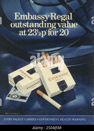 regal blue cigarettes 200 Regal cigarettes hi-res stock photography and images