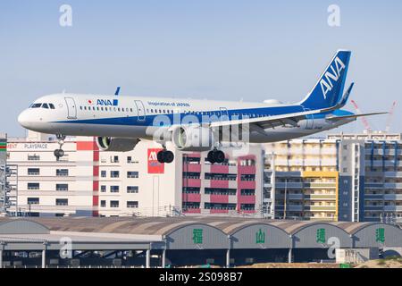 All Nippon Airways (ANA) Airbus A321 NEO taxiing at Tokyo