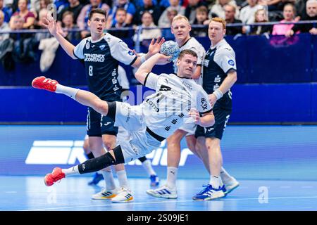 Elias Ellefsen a Skipagotu (THW Kiel, #71) GER, THW Kiel vs. HC ...