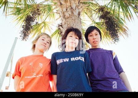 portrait-of-japanese-band-