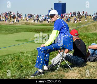 Sep 27, 2018; Paris, FRA; European fan during a Ryder Cup practice round at Le Golf National. Stock Photo