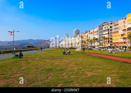 Izmir, Turkey - August 06, 2022: Embankment promenade in the Kordon public park in the centre of Izmir city in Turkey Stock Photo