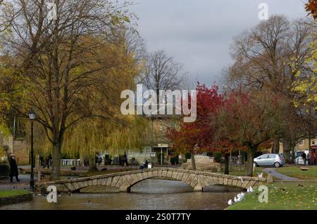 Bridge Bourton on the Water Gloucestershire England UK Stock Photo