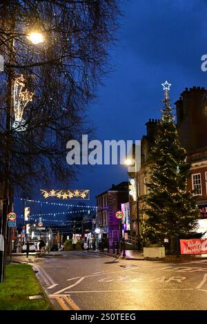 Around the UK - Chorley Town Centre at Christmas 2004 Stock Photo