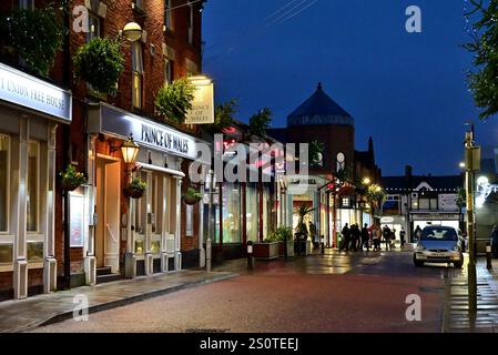 Around the UK - Chorley Town Centre at Christmas 2004 Stock Photo