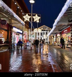 Around the UK - Chorley Town Centre at Christmas 2004 Stock Photo