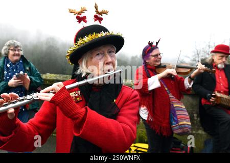 Ironmen and Severn Gilders: Morris dancers performing on the Ironbridge. Stock Photo