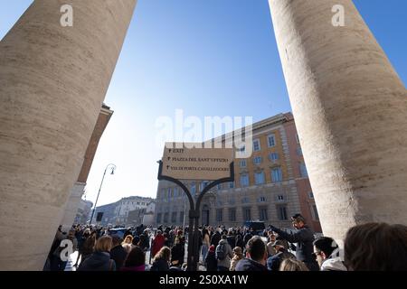 Rome, Italy. 29th Dec, 2024. One of the exits from St. Peter's Square in Rome (Photo by Matteo Nardone/Pacific Press) Credit: Pacific Press Media Production Corp./Alamy Live News Stock Photo