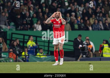 December 29, 2024. Lisbon, Portugal. Benfica's defender from Argentina Nicolas Otamendi (30) in action during the game of the Matchday 16 of Liga Portugal Betclic, Sporting CP vs SL Benfica Credit: Alexandre de Sousa/Alamy Live News Stock Photo