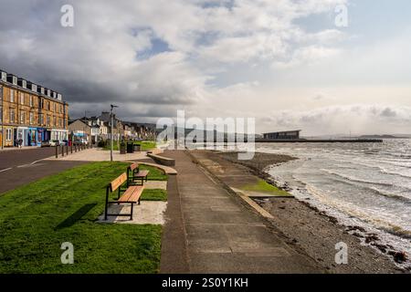 Helensburgh, Argyll and Bute, Scotland, UK - September 20, 2023: The promenade with the pier and the leisure centre in the background Stock Photo