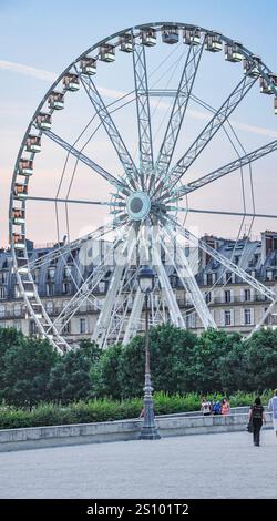The Grande Roue: The Magnificent Parisian Icon in 2013 Stock Photo - Alamy