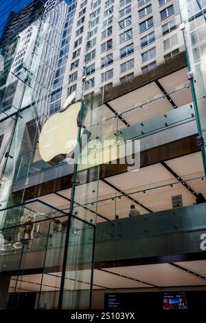 Apple store in George street in Sydney which opened in June 2008 Stock ...