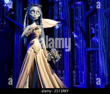 Milano, Italy. 30th Dec, 2024. The statue of Emily from Corpse Bride is on display at Tim Burton's Labyrinth exhibition at Fabbrica del Vapore in Milan, Italy, on December 2024 (Photo by Mairo Cinquetti/NurPhoto). Credit: NurPhoto SRL/Alamy Live News Stock Photo