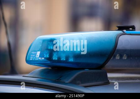 Blaulicht Polizei Nahaufnahme *** Blue light police close-up Copyright ...