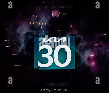 New York, USA. 01st Jan, 2025. The clock is counting down the seconds in Times Square in New York, New York on Dec. 31, 2024. (Photo by Gabriele Holtermann/Sipa USA) Credit: Sipa USA/Ģ����ý Live News Stock Photo