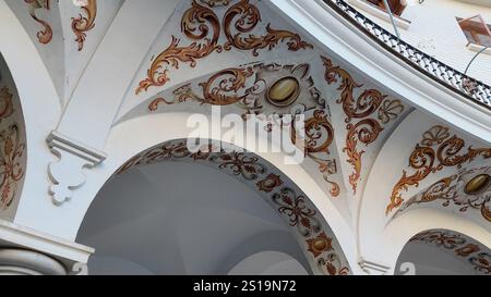 Plaza del Cabildo, located near the Cathedral of Seville, is a charming