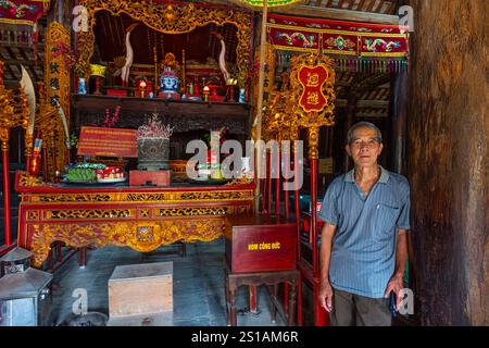 Vietnam, Lang Son province, Bac Son valley, Nong Luc communal house built in the early 20th century Stock Photo