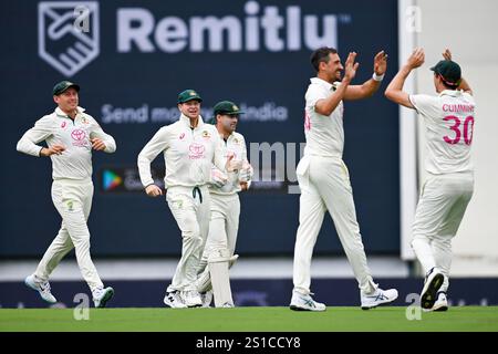 Mitchell Starc of Australia celebrates after taking the wicket of KL Rahul of India of during day one of the fifth cricket Test match between Australia and India at the Sydney Cricket Ground in Sydney on January 3, 2025. (Photo by Izhar Khan)  IMAGE RESTRICTED TO EDITORIAL USE - STRICTLY NO COMMERCIAL USE Stock Photo