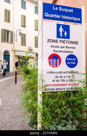 Cannes France,Provence Alpes Cote d’Azur,Le Suquet,near Rue Georges Clemenceau,sign notice information,historic district,pedestrian zone,access by ret Stock Photo