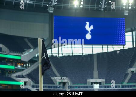 Tottenham Hotspur Stadium, London, UK. 4th Jan, 2025. Premier League Football, Tottenham Hotspur versus Newcastle United; Corner flag with big screen in the background. Credit: Action Plus Sports/Alamy Live News Stock Photo