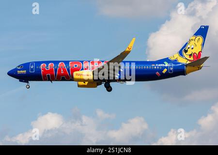 German TUIfly Boeing 737-800 in Haribo GoldbAIR livery with