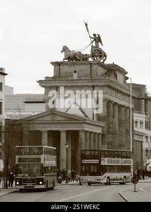 Brandenburg Tor with double-decker buses city tour, Berlin, Germany, Europe Stock Photo