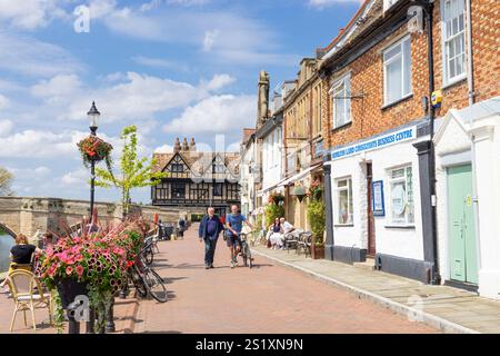 St Ives the Quay with Amore an Italian restaurant with diners outside in St Ives a medieval market town Cambridgeshire England UK GB Europe Stock Photo
