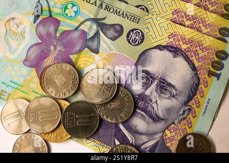 Romanian paper money. A pack of Romanian lei Stock Photo