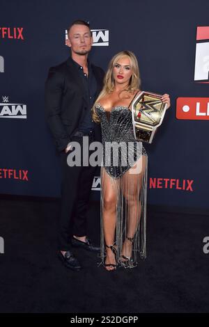 Ludwig Kaiser und Tiffany Stratton bei der Premiere der Wrestling Show WWE Monday Night RAW auf Netflix im Intuit Dome. Inglewood, 06.01.2025 *** Ludwig Kaiser and Tiffany Stratton at the premiere of the wrestling show WWE Monday Night RAW on Netflix at the Intuit Dome Inglewood, 06 01 2025 Foto:xD.xStarbuckx/xFuturexImagex raw 5171 Stock Photo