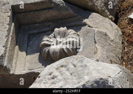 Detail of decoration on columns in Side, Antalya, Turkey Stock Photo