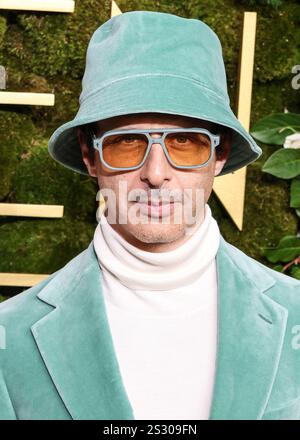 BEVERLY HILLS, LOS ANGELES, CALIFORNIA, USA - JANUARY 05: Jeremy Strong wearing Loro Piana arrives at the 82nd Annual Golden Globe Awards ceremony for excellence in film and American television productions of 2024 held at The Beverly Hilton Hotel on January 5, 2025 in Beverly Hills, Los Angeles, California, United States. (Photo by Xavier Collin/Image Press Agency) Stock Photo