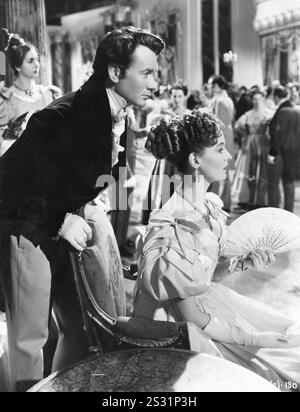 GREAT EXPECTATIONS JOHN MILLS, VALERIE HOBSON GREAT EXPECTATIONS JOHN MILLS as Pip, VALERIE HOBSON as Estella     Date: 1946 Stock Photo