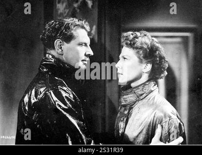 I KNOW WHERE I'M GOING [BR 1945]  ROGER LIVESEY, WENDY HILLIER     Date: 1945 Stock Photo