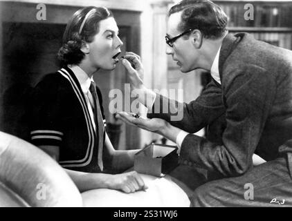 PYGMALION WENDY HILLER, LESLIE HOWARD     Date: 1938 Stock Photo