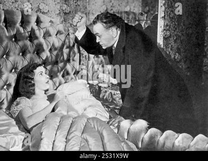 SCARLET STREET DIRECTED BY FRITZ LANG JOAN BENNETT EDWARD G ROBINSON PICTURE FROM THE RONALD GRANT ARCHIVE FR46.7/47 SCARLET STREET DIRECTED BY FRITZ LANG JOAN BENNETT EDWARD G ROBINSON FR46.7/47     Date: 1945 Stock Photo