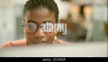 African Woman Computer Networking Technology Concept Stock Photo - Alamy